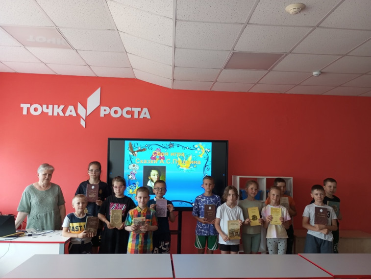 6 июня в России отмечается Пушкинский день, день русского языка.